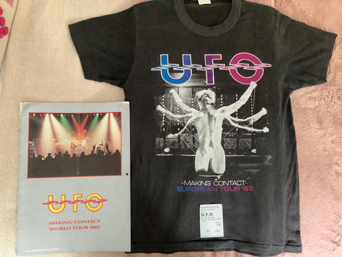 Ufo making contact - making,